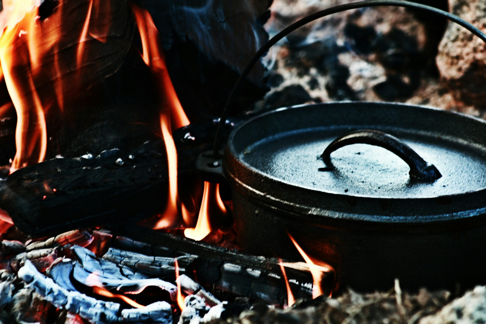 One-Pot Fire Cooking: The Best Dutch Oven Meals for February Nights